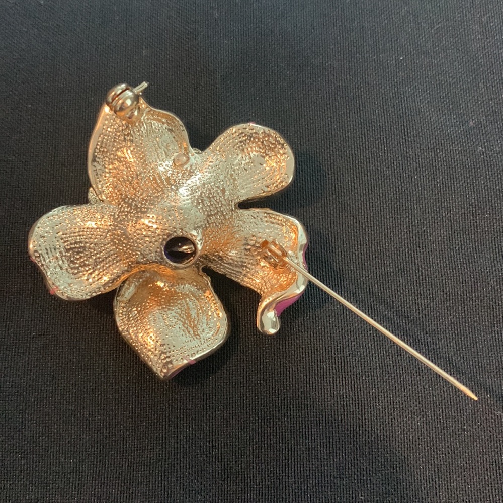 Hibiscus 🌺 Pin - Picture 5 of 5